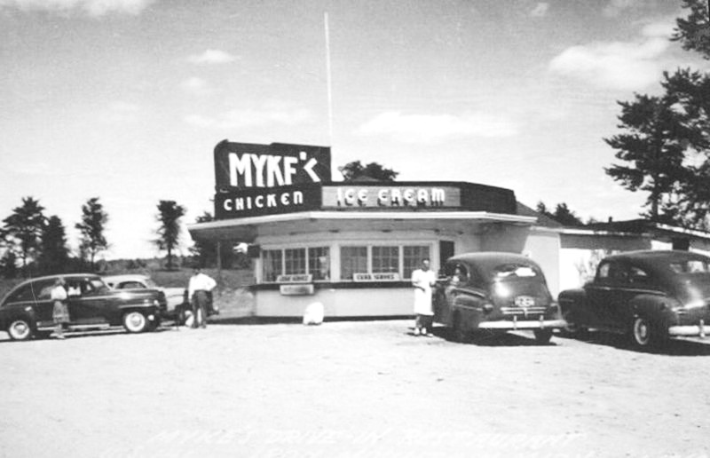 Mykes Drive-Inn (Mykes Bar-B-Q) - Postcard